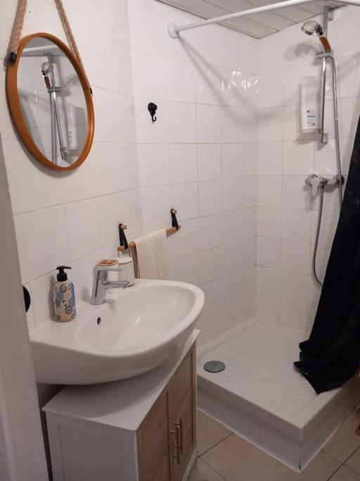 Apartamento Appart Fonctionnel Et Familial Béziers Exterior foto